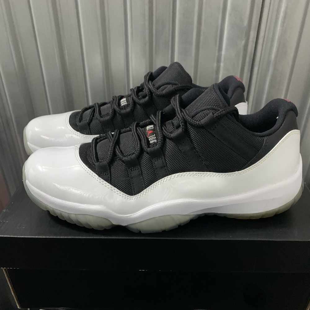 Air Jordan 11 Retro